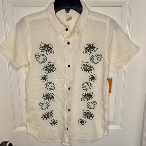 Gymboree Other - NWT Gymboree Button Down Shirt with Floral Design